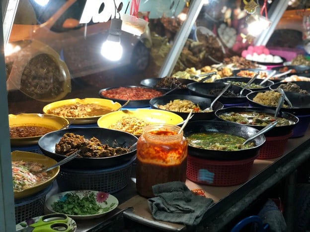 เมนูของร้าน ข้าวต้มวงเวียนรถไฟ หัวหิน