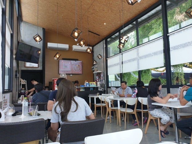 ต๊ะต่อนยอน อาหารเหนือ นวลจันทร์