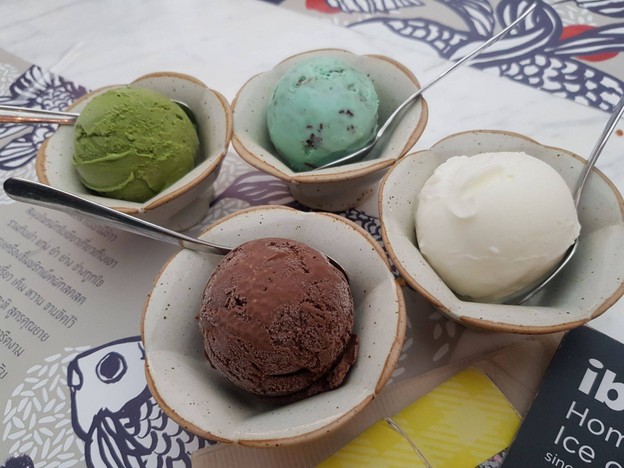 เมนูของร้าน iberry Central Embassy