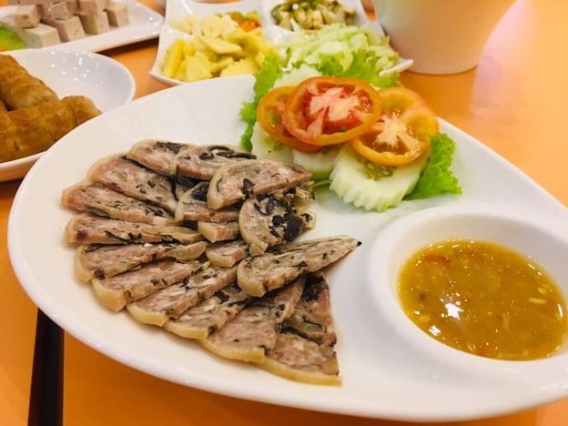 เมนูของร้าน แดงแหนมเนืองหนองคาย เซ็นทรัลพลาซาโคราช