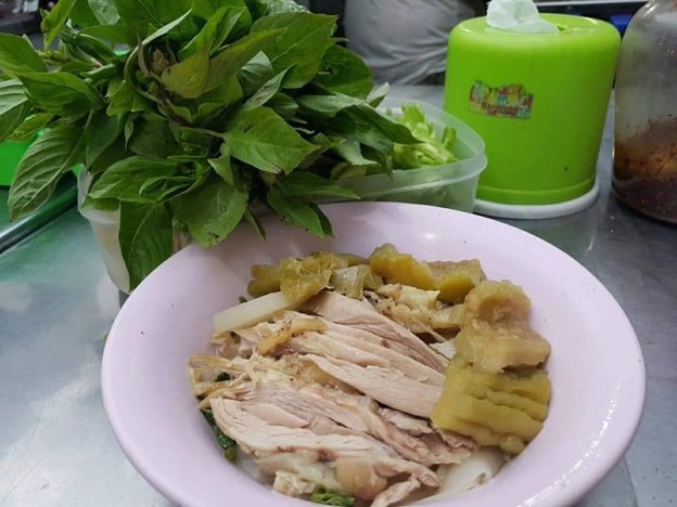 ปัญญาไก่มะระ สีลม