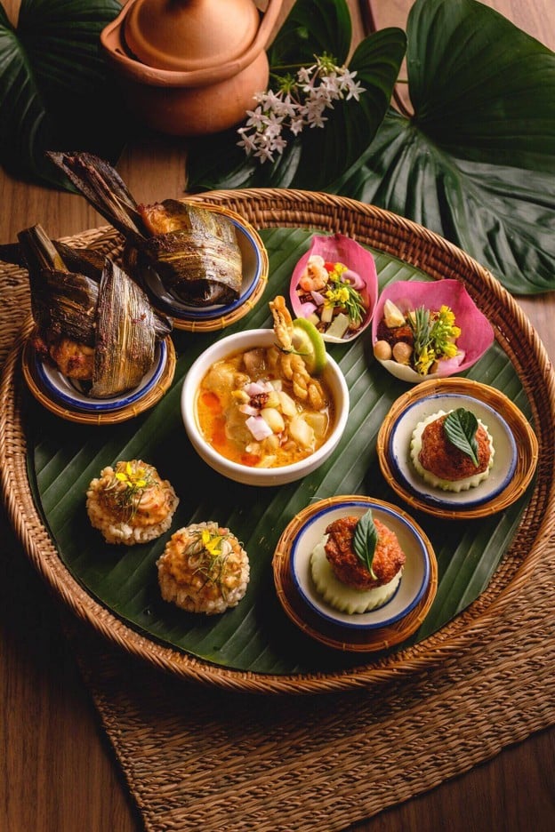 เมนูของร้าน The Local by Oam Thong Thai Cuisine