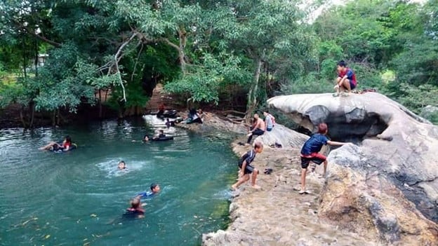 บรรยากาศ น้ำผุดตาดเต่า