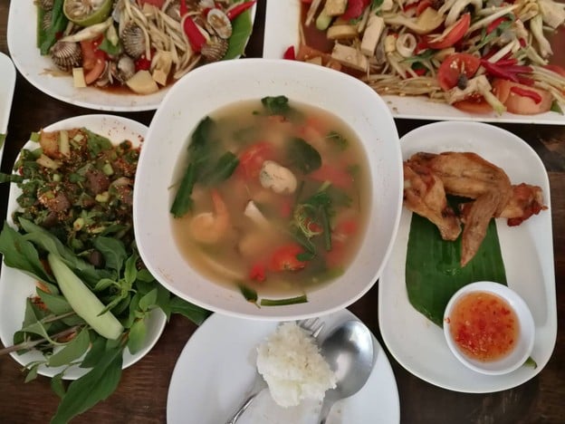 เมนูของร้าน ชุมแพตำสะดิ้ง