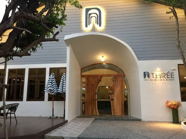หน้าร้าน N Three Restaurant