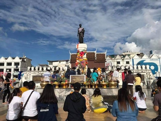 อนุสาวรีย์ท้าวสุรนารี (ย่าโม)