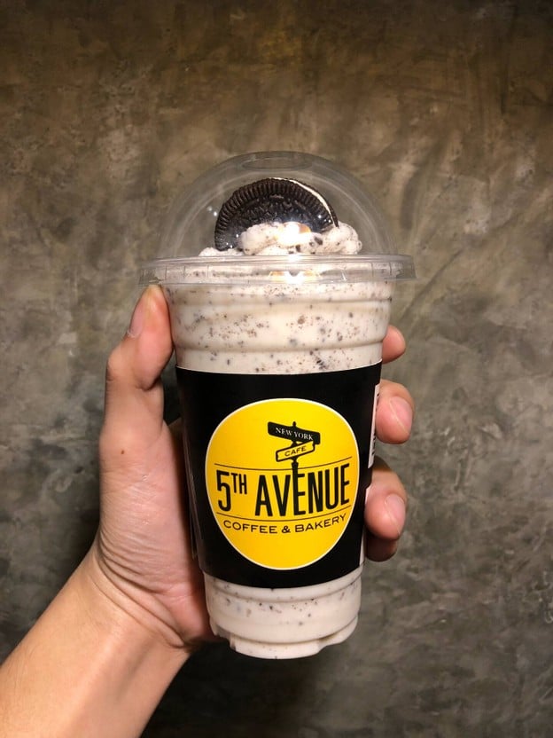 5th Avenue Cafe  มหาสารคาม