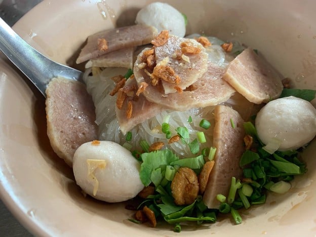 เมนูของร้าน เจ๊เฮียง ก๋วยเตี๋ยวหมู