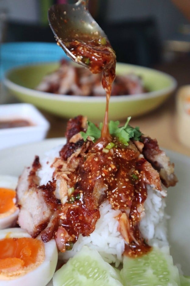 หมูทอดไข่ตูม วิภาวดี60