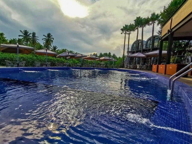 ดำเนินพวา รีสอร์ทบ้านต้นไม้