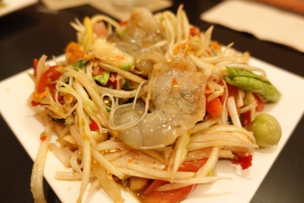 ส้มตำเด้อ ศาลาแดง