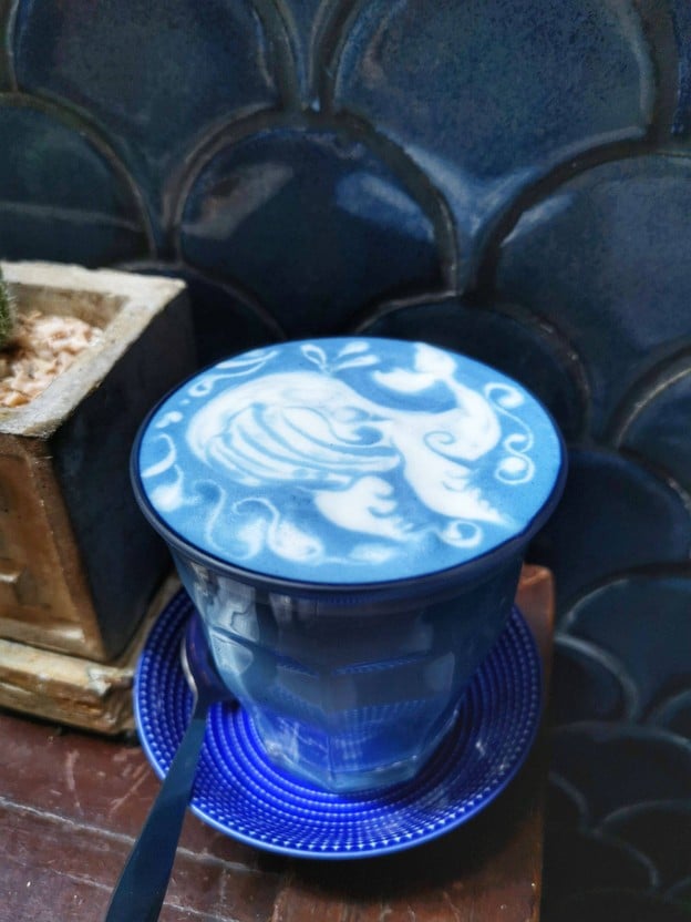 เมนูของร้าน Blue Whale Blue Whale