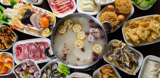 6 ร้านอาหารย่างกุ้ง สไตล์หม้อไฟ เครื่องหลากหลาย ซุปเด็ด น้ำจิ้มเลิศ!