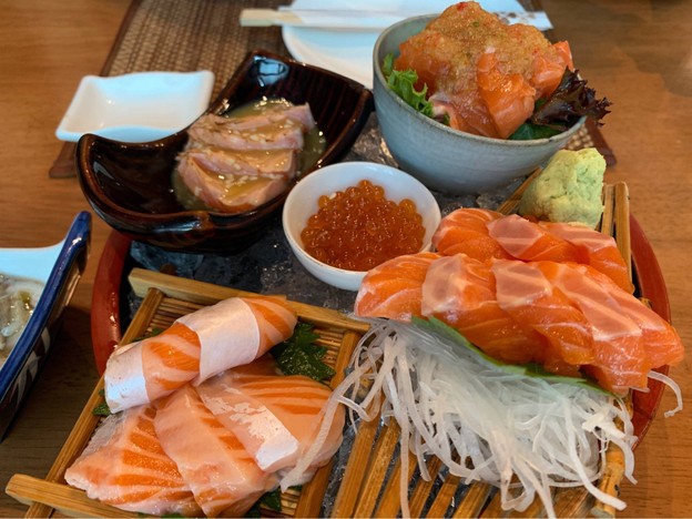 เมนูของร้าน Mirae sushi ถนนข้าวหลาม บางแสน