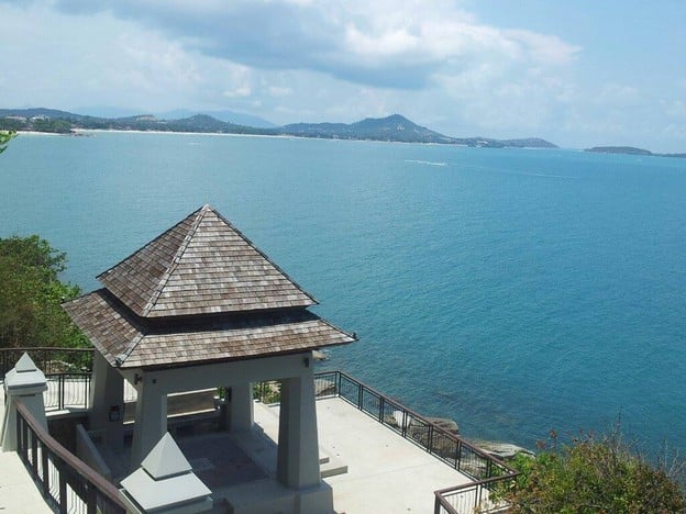 จุดชมวิวลาดเกาะ