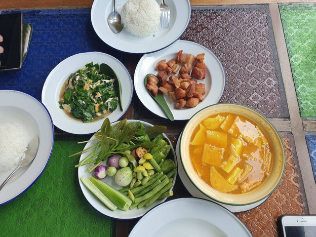 SIRI สิริ อาหารบ้านๆ