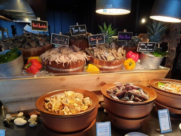 เมนูของร้าน Edge, Hilton Pattaya Hilton Pattaya Hotel