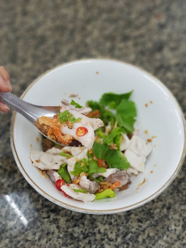 ข้าวต้มปลากิมโป้ (เฮียฮ้อ) เจริญกรุง เจริญกรุง