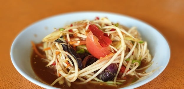 ส้มตำคุณแดง ไก่ย่างนมสด สาย1 พุทธมณฑลสาย 1