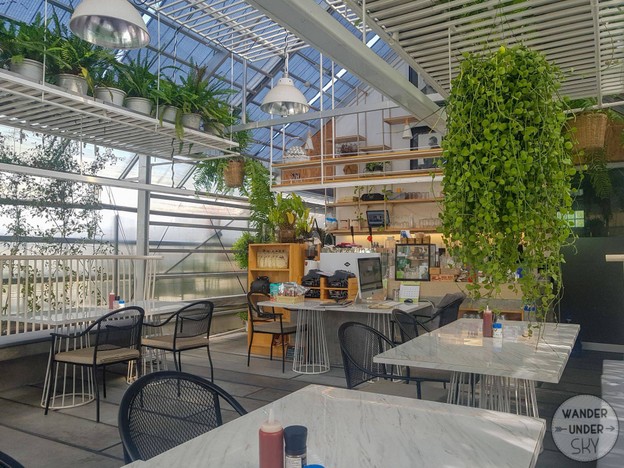 บรรยากาศ Bar We Grill Cafe & Restaurant