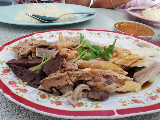 เมนูของร้าน ข้าวมันไก่โกจิว
