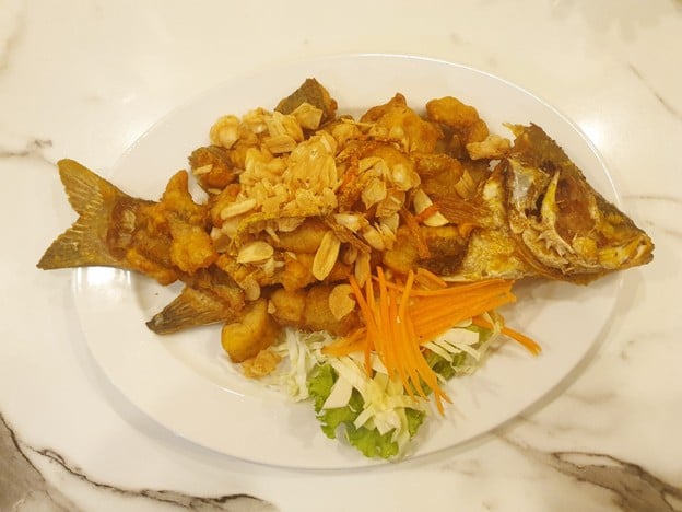 เรือนแม่หลุย ฟอร์จูน ทาวน์
