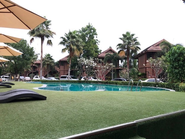 เดอะ เกรซ อัมพวา รีสอร์ท