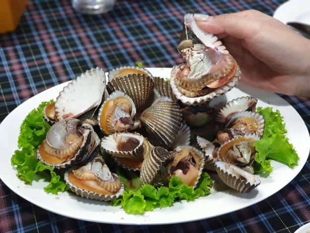 เมนูของร้าน ป่าหล่ายซีฟู้ด ป่าหล่ายซีฟู้ด