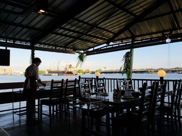 บรรยากาศ แสนยอด WOK พระราม 3