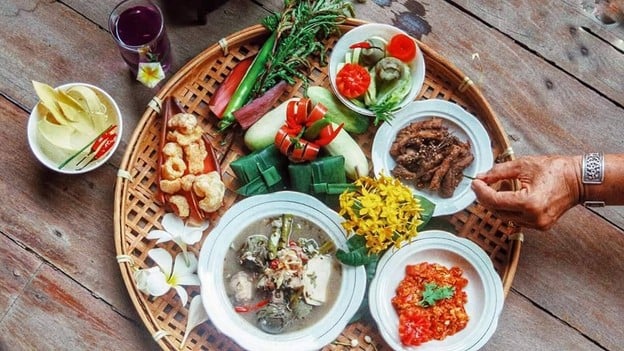 เมนูของร้าน เชฟชุมชน By คุ้มเจ้าเมฆวดี ชุมชนในเวียง