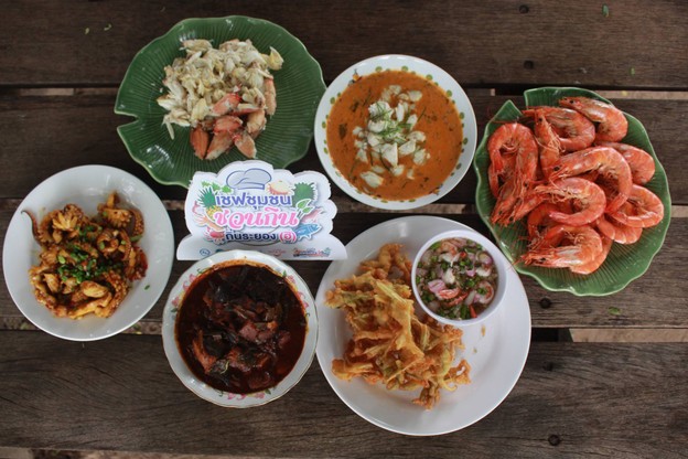 เชฟชุม By ครัวสารภีชุมชนบ้านทะเลน้อย
