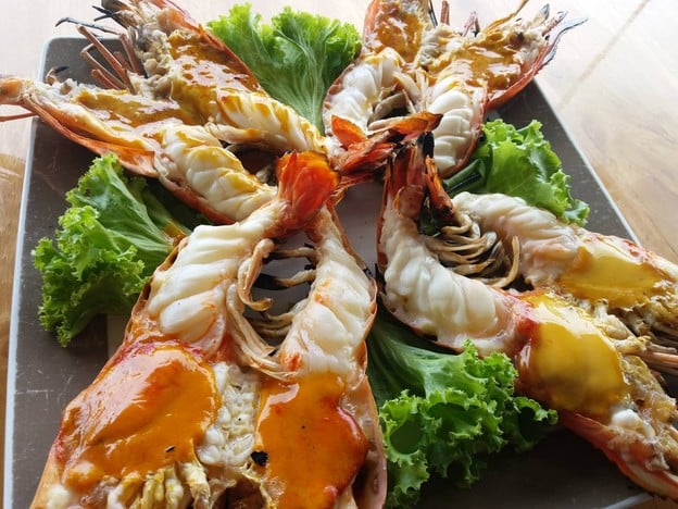 เรือนไทยกุ้งเผา วัดเชิงเลน