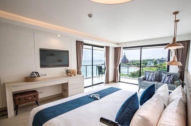 Golden Tulip Pattaya Beach Resort
