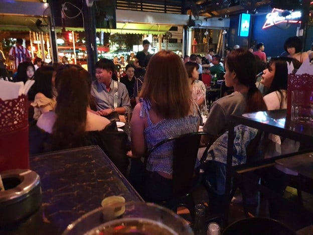 บรรยากาศ ใบไม้