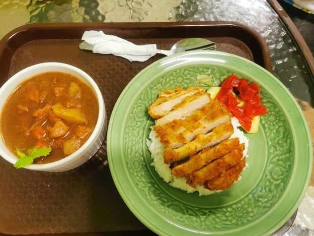 คุณลุงโยชิ อาหารญี่ปุ่น ภูเก็ต วิลล่า สามกอง