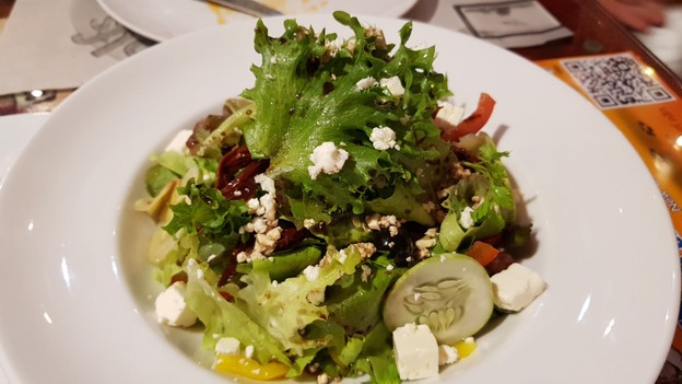 เมนูของร้าน Hungry Wolf's Steak & Ale House