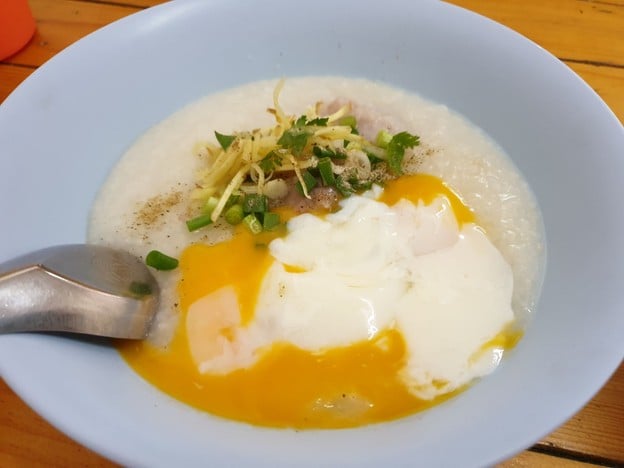 เมนูของร้าน โจ๊กวัดพุทธ ถนน พุทธบูชา
