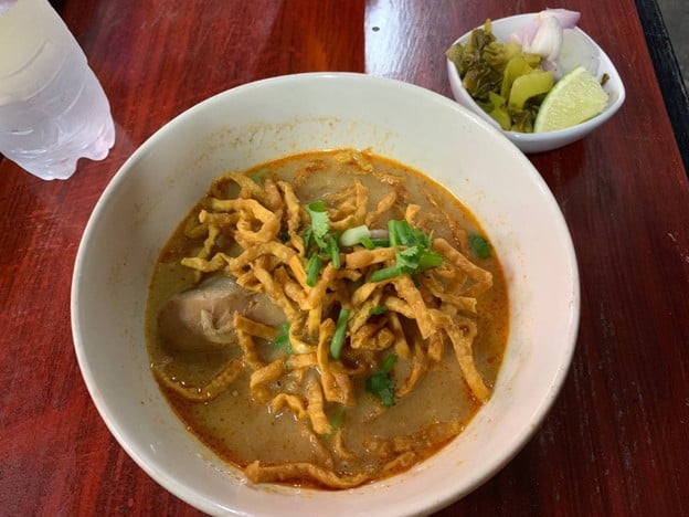 ข้าวซอยแม่ภาศรี