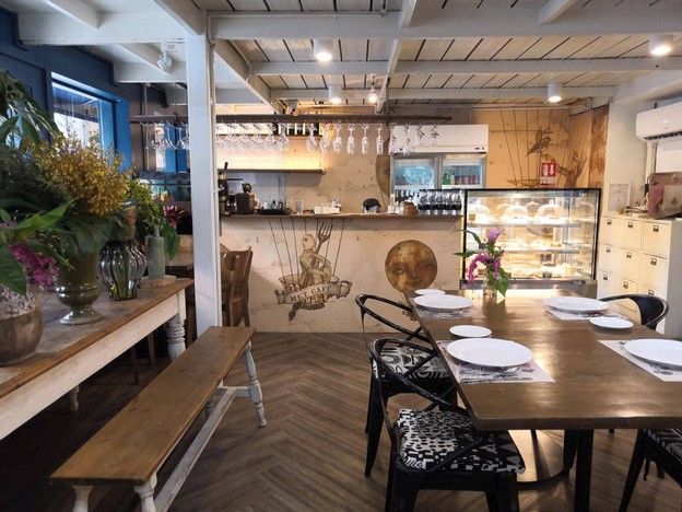 บรรยากาศ Met Cafe 168