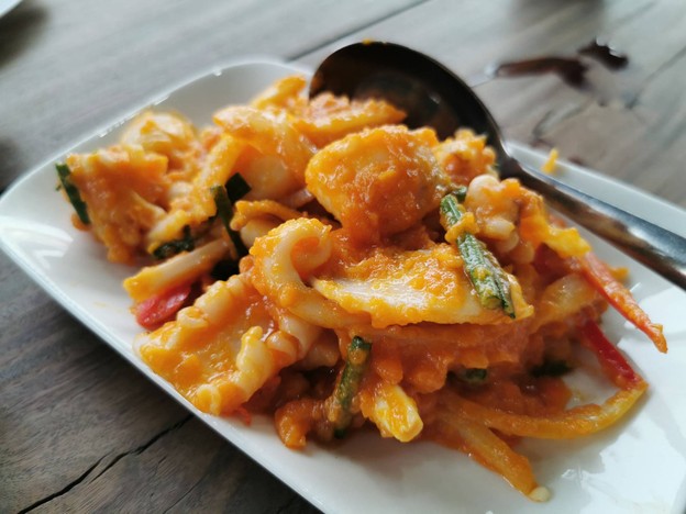 ม. ม้าซีฟู้ด