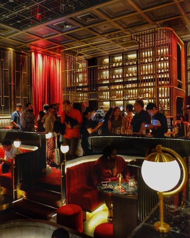 Crimson Room