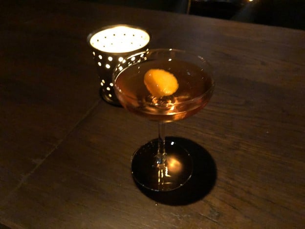 Bar 335