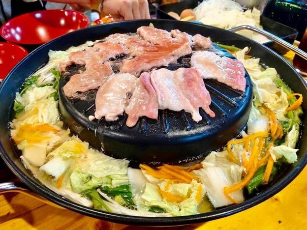 เชฟหมูกระทะสาขา2ซอยเนินพลับหวาน