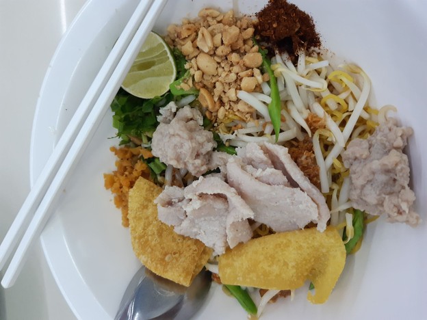 มาลี ก๋วยเตี๋ยวต้มยำสุโขทัย สวนดอก