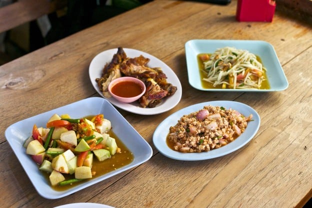 ส้มตำหน้าอำเภอ