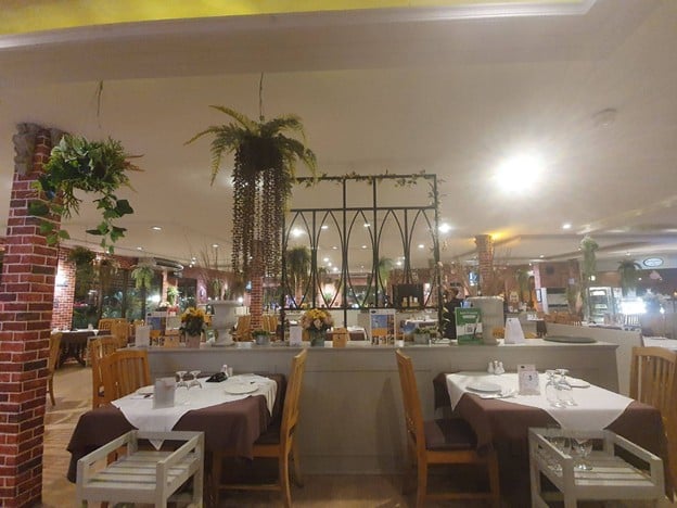 บรรยากาศ Anna & Charlie's House พระราม3