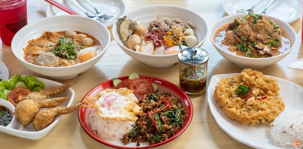 ก๋วยเตี๋ยวเตาถ่านออนเซ็น สวนเพลิน มาร์เก็ต