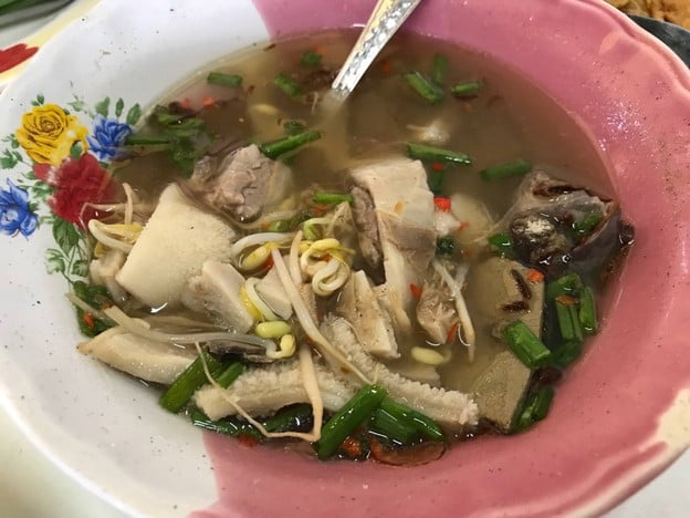 เมนูของร้าน ร้านซุปเจ๊ะเยาะ เจ้าเก่า ร้านซุปเจ๊ะเยาะ ปัตตานี