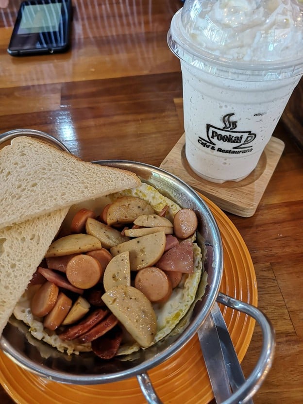 เมนูของร้าน Pookai Cafe & Restaurant เกาะล้าน