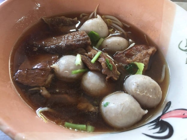 เพ็ญจันทร์โภชนา